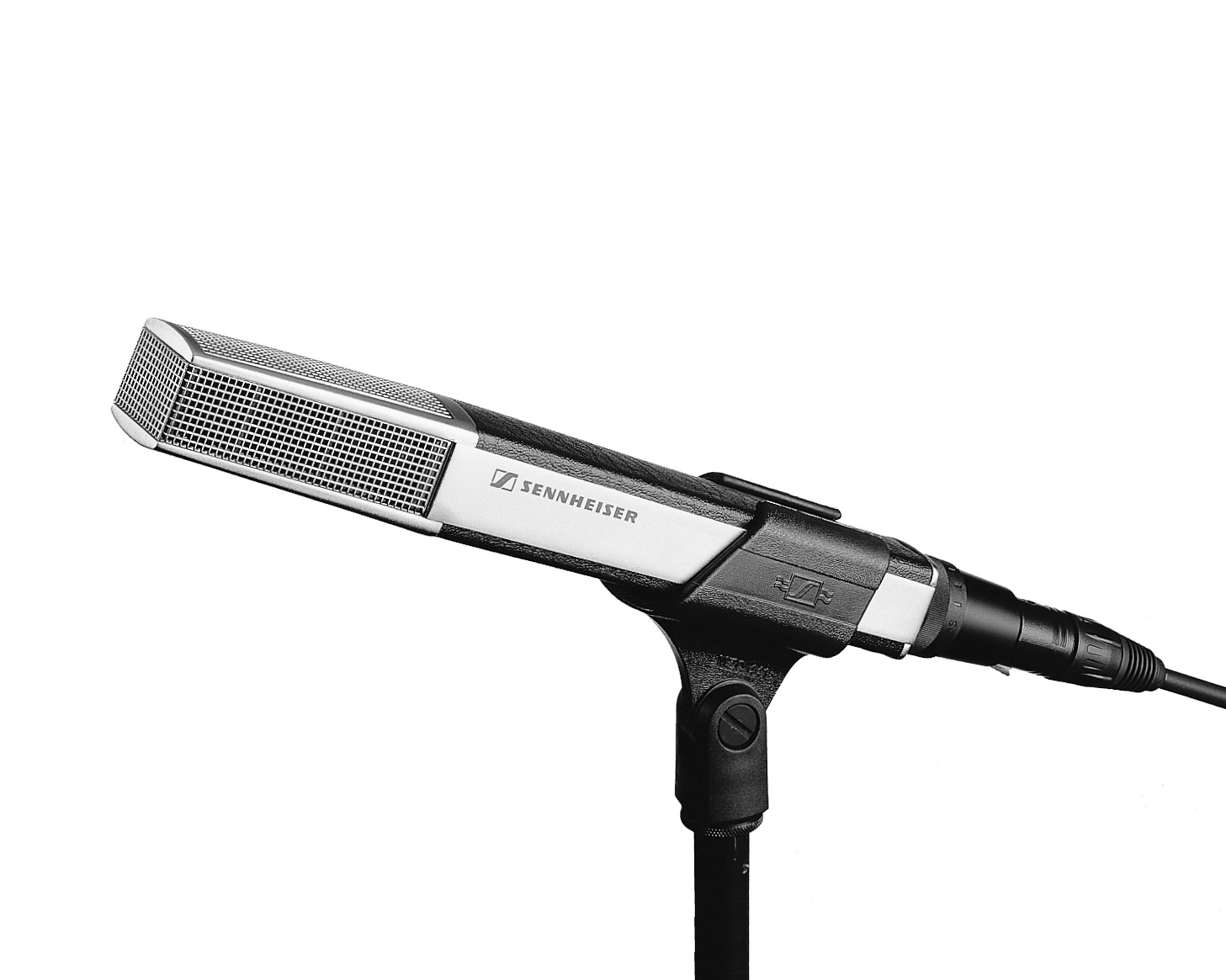 SENNHEISER MD 441-U - динамический микрофон с 5 позиционным фильтром, суперкардиоидный